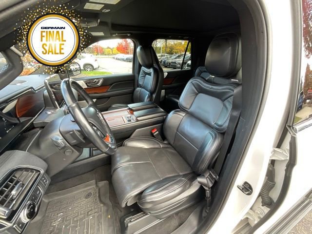 Used 2019 Lincoln Navigator L Reserve image 10