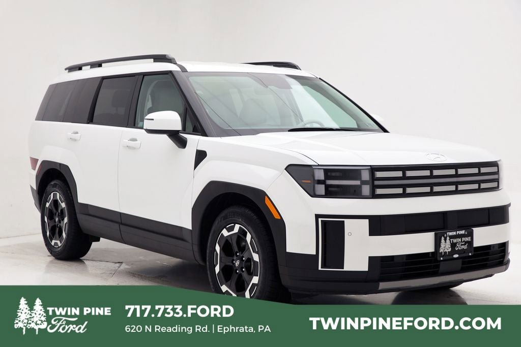 Used 2025 Hyundai Santa Fe SEL AWD/4WD image 1