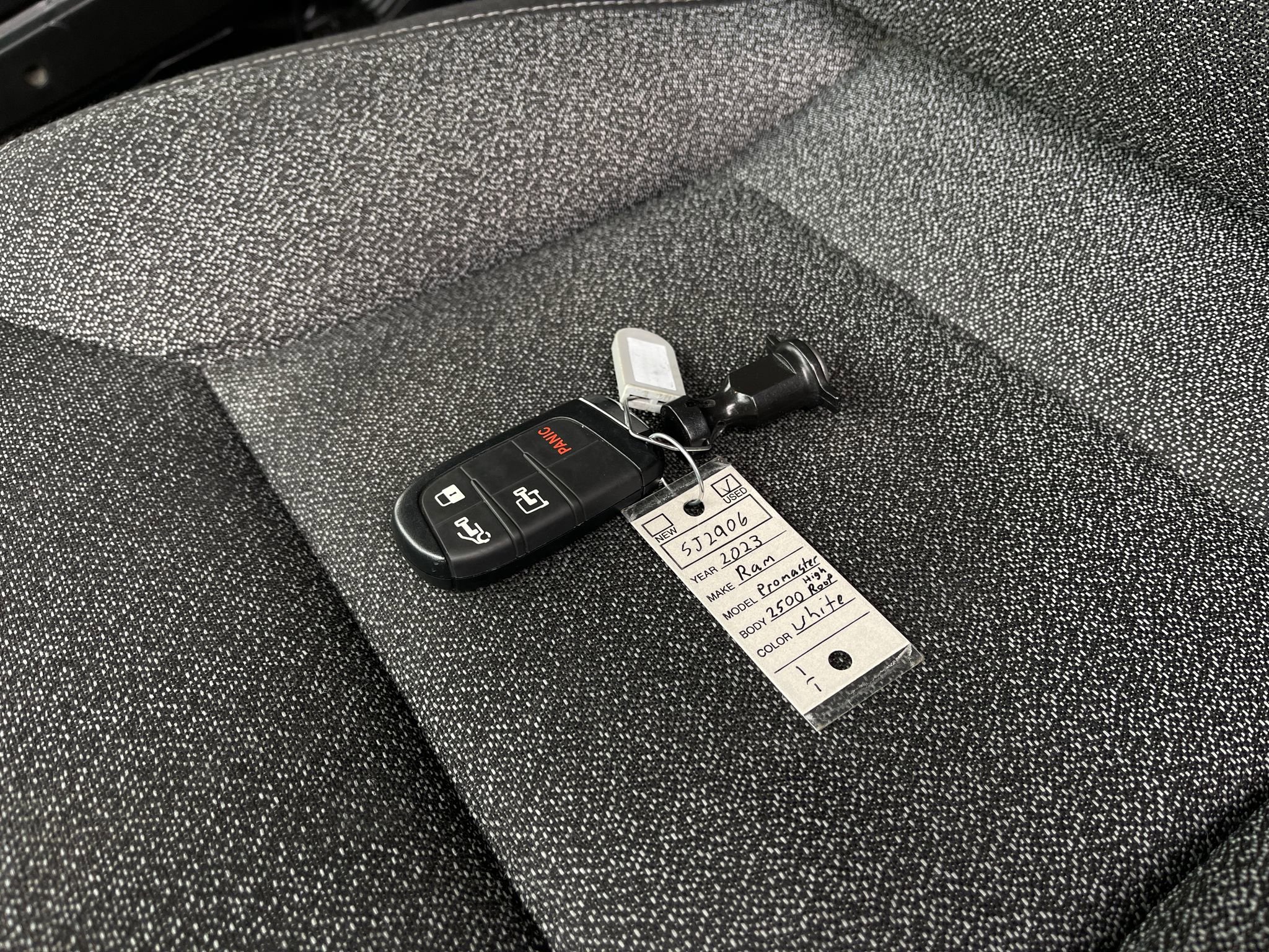 Used 2023 RAM ProMaster 2500 FWD image 31