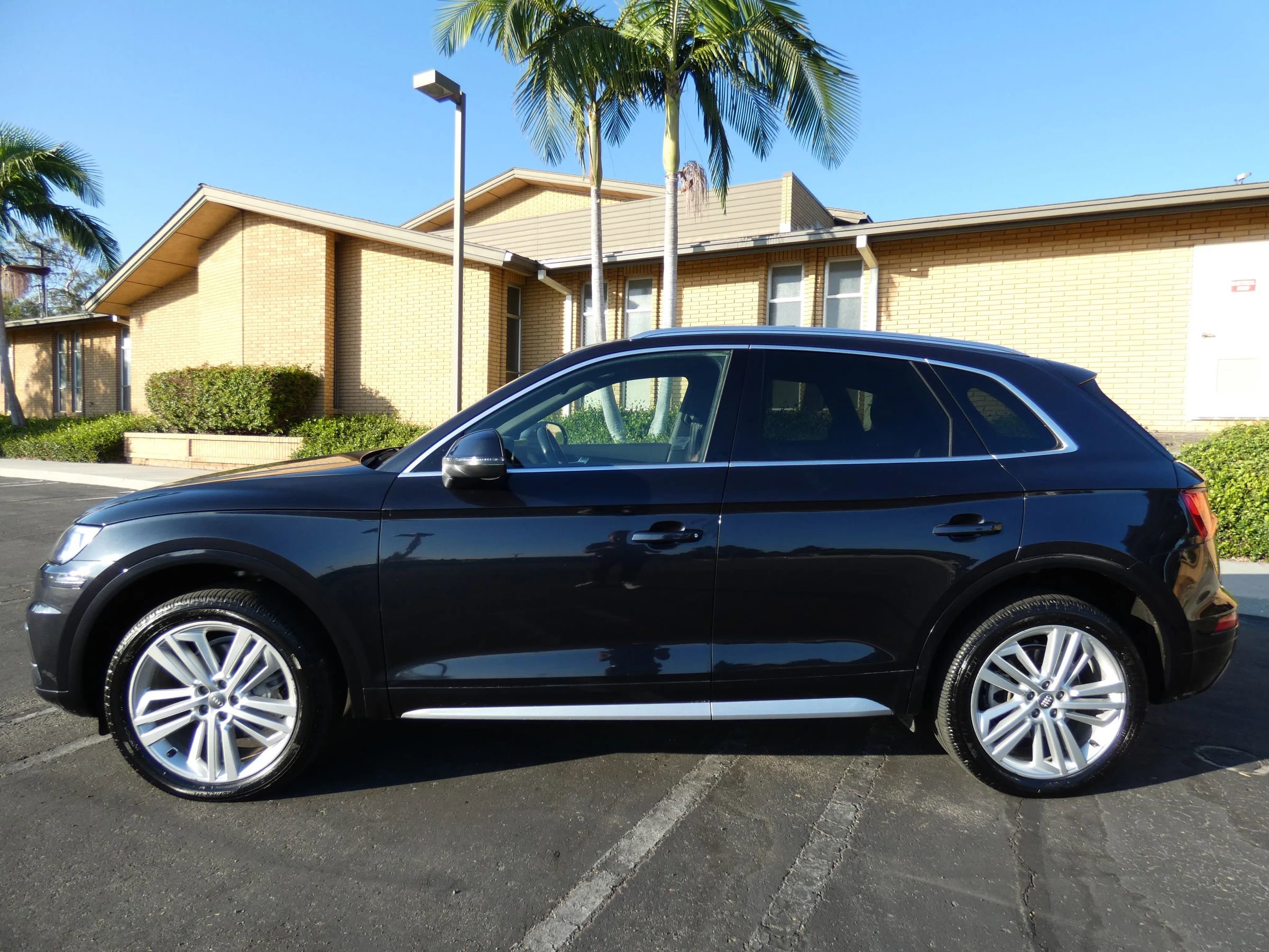 Used 2018 Audi Q5 2.0T Premium Plus w/ Premium Plus Package image 14