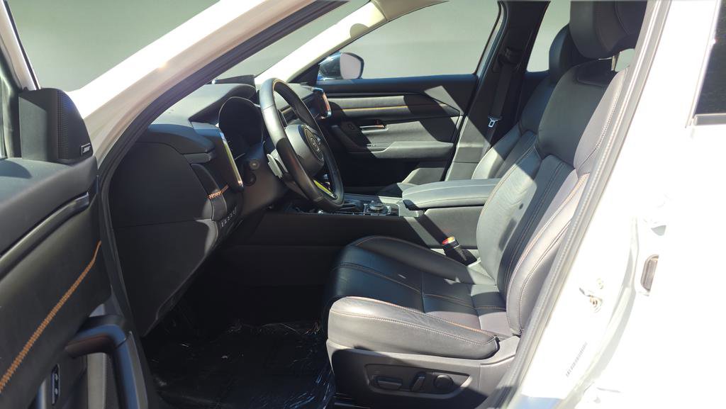 Used 2023 MAZDA CX-50 2.5 Turbo w/ Premium Plus Pkg image 10