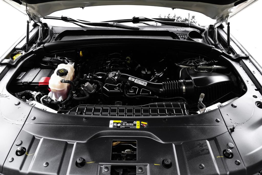Used 2023 Jeep Grand Cherokee Altitude AWD/4WD image 7