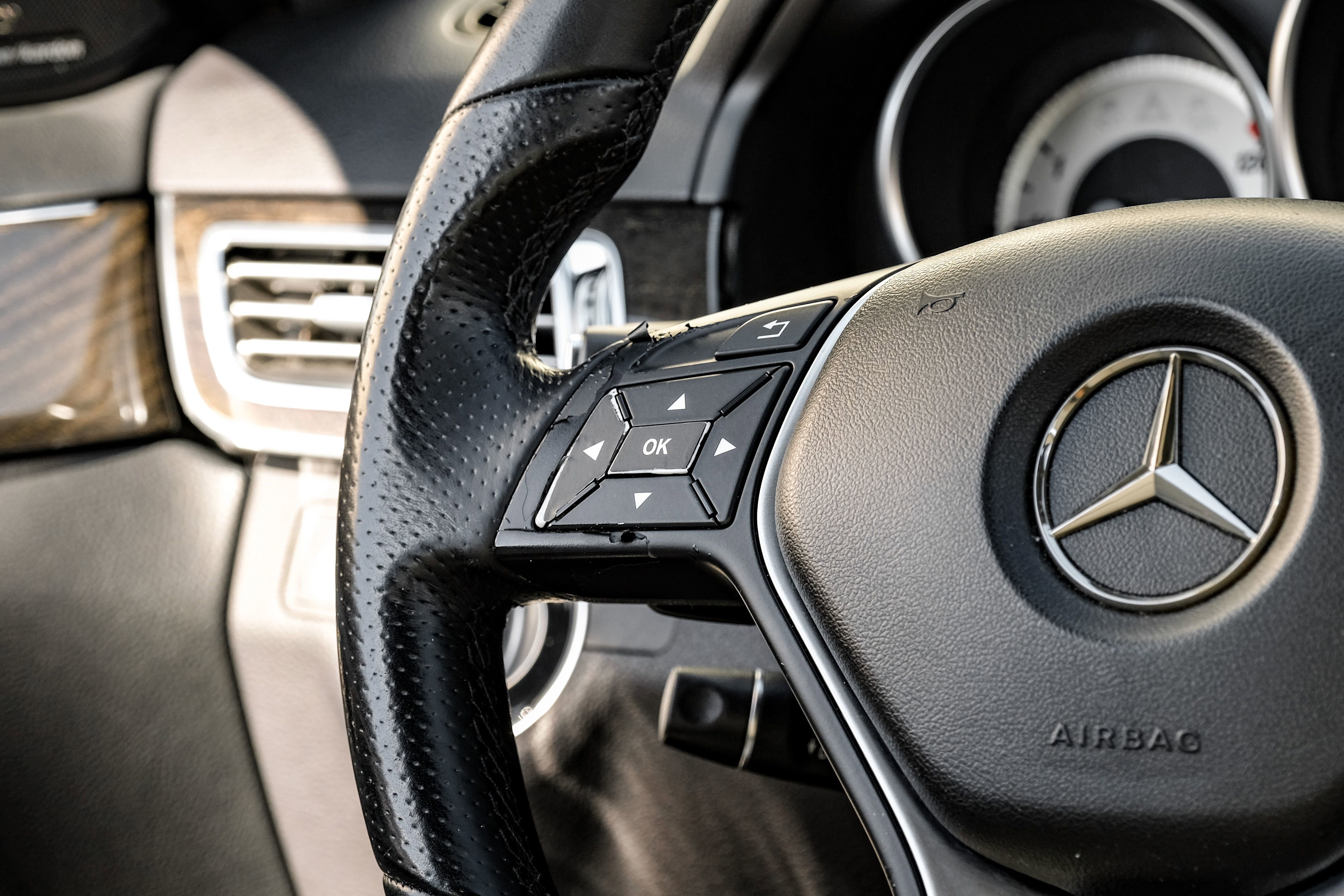 Used 2015 Mercedes-Benz E 350 Sedan w/ Premium 1 Package image 17