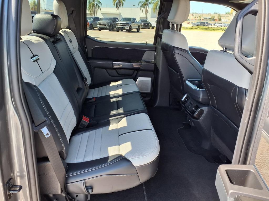 Used 2024 Ford F150 Lightning Platinum AWD/4WD image 17