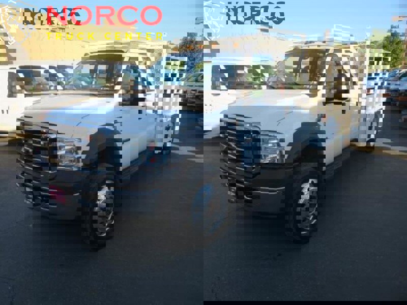 Used 2006 Ford F550 2WD Crew Cab Super Duty image 5