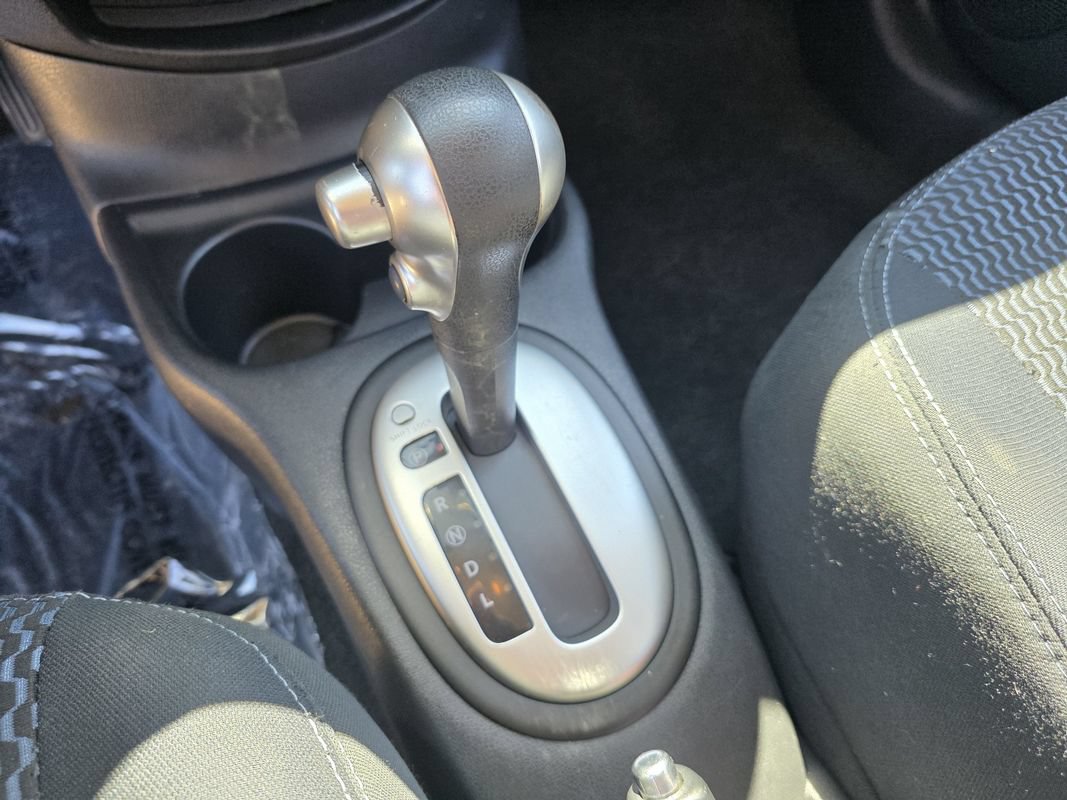Used 2014 Nissan Versa Note SV FWD image 23