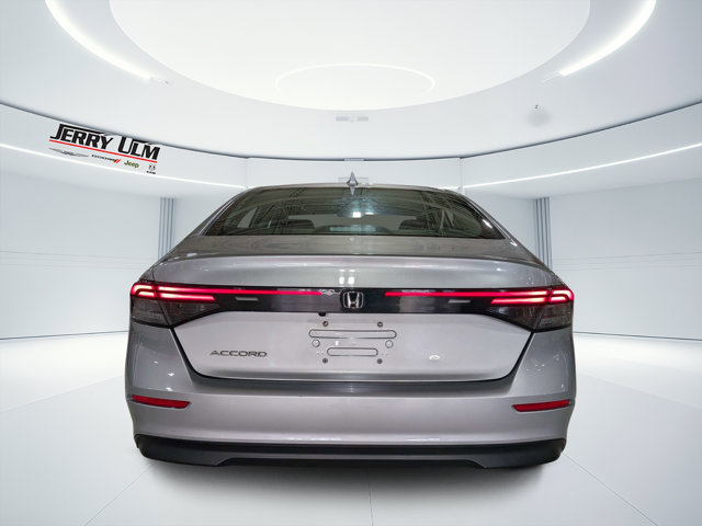 Used 2024 Honda Accord EX image 4