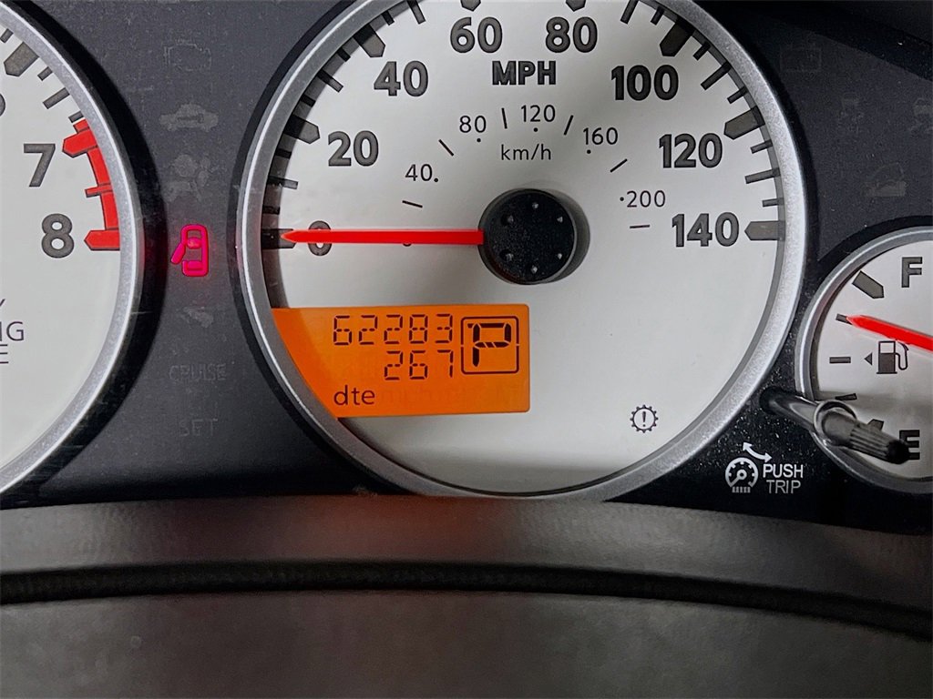 Used 2020 Nissan Frontier PRO-4X image 12