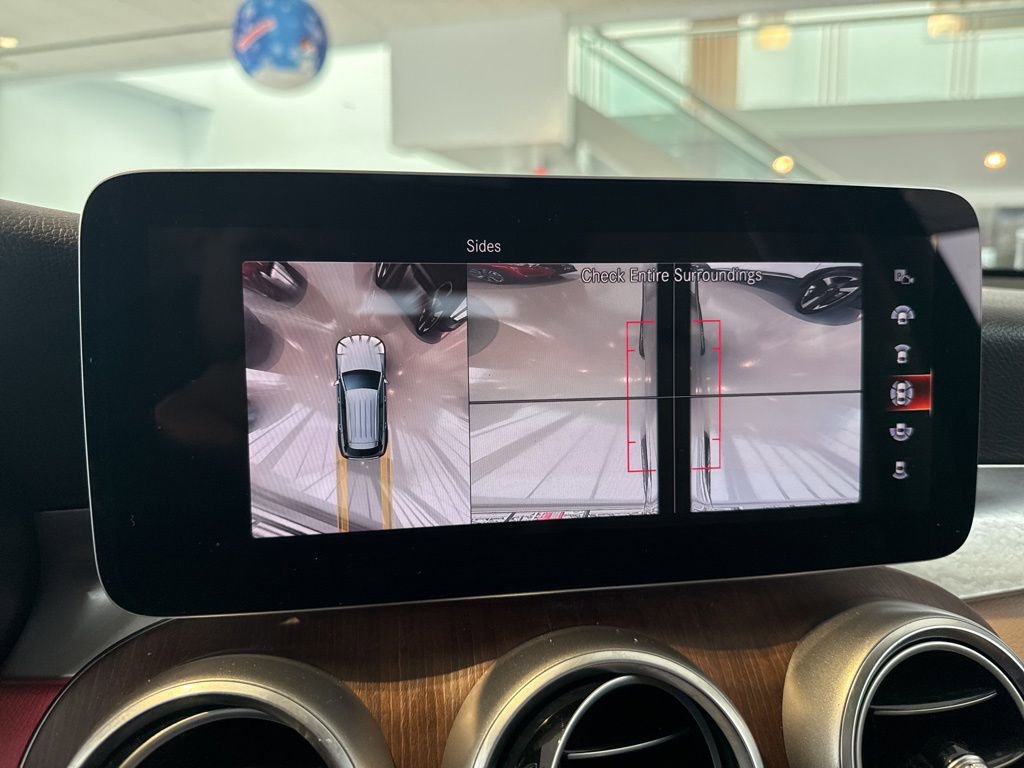 Used 2020 Mercedes-Benz GLC 300 4MATIC image 35