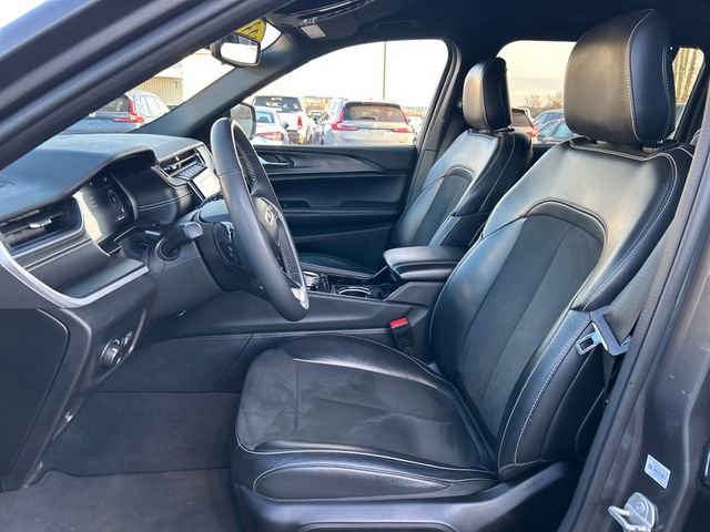 Used 2023 Jeep Grand Cherokee L Laredo image 20