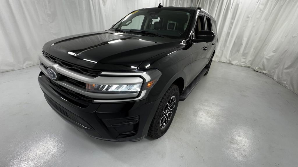 Used 2024 Ford Expedition Max XLT AWD/4WD image 7