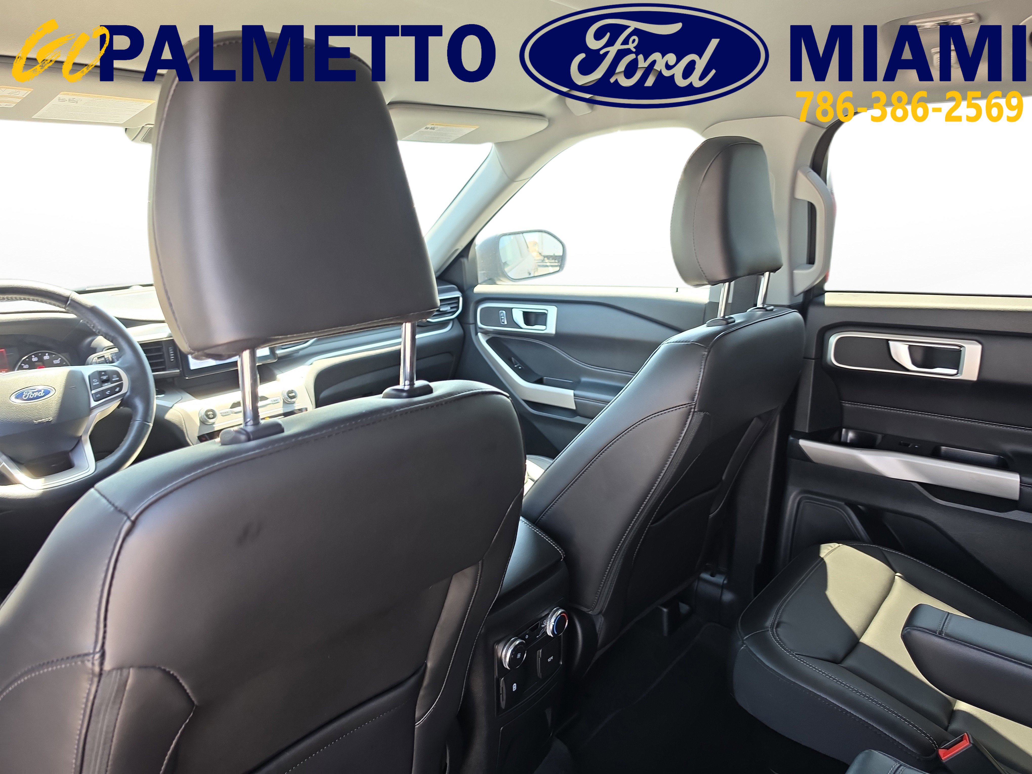 Used 2022 Ford Explorer XLT w/ Equipment Group 202A RWD image 14