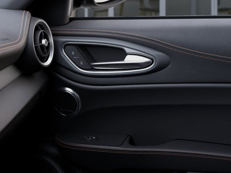 New 2025 Alfa Romeo Giulia w/ Driving Assist Package image 25