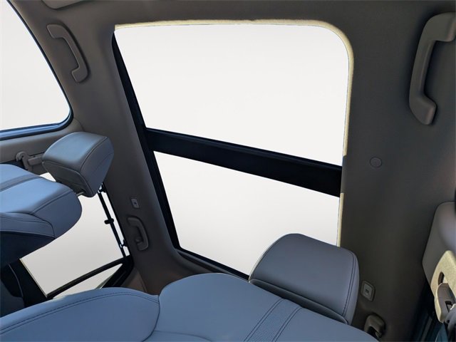 New 2025 Honda Pilot Touring image 24