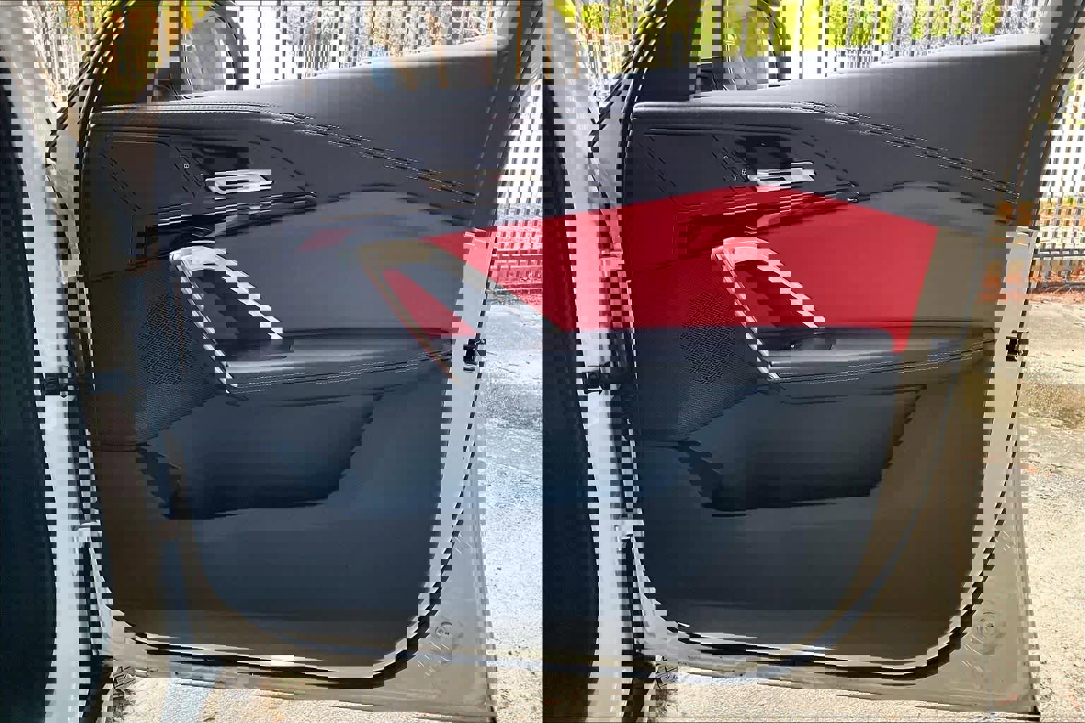 Certified 2025 BMW X2 xDrive28i image 23