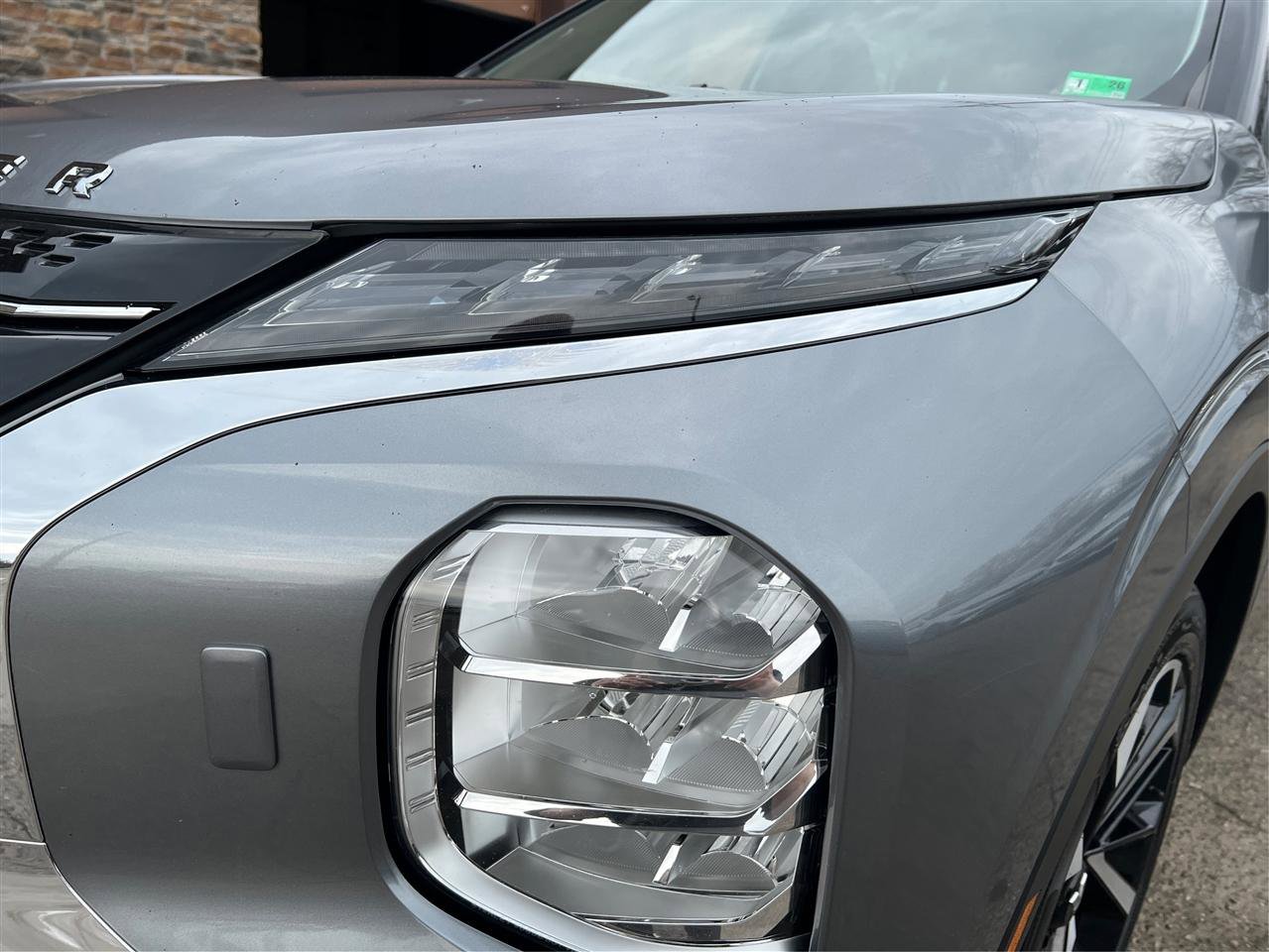 Used 2024 Mitsubishi Outlander SE image 17