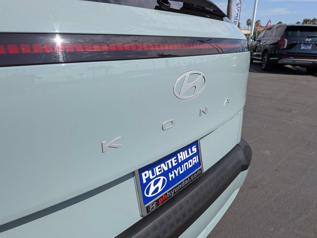 Certified 2024 Hyundai Kona SEL FWD image 9