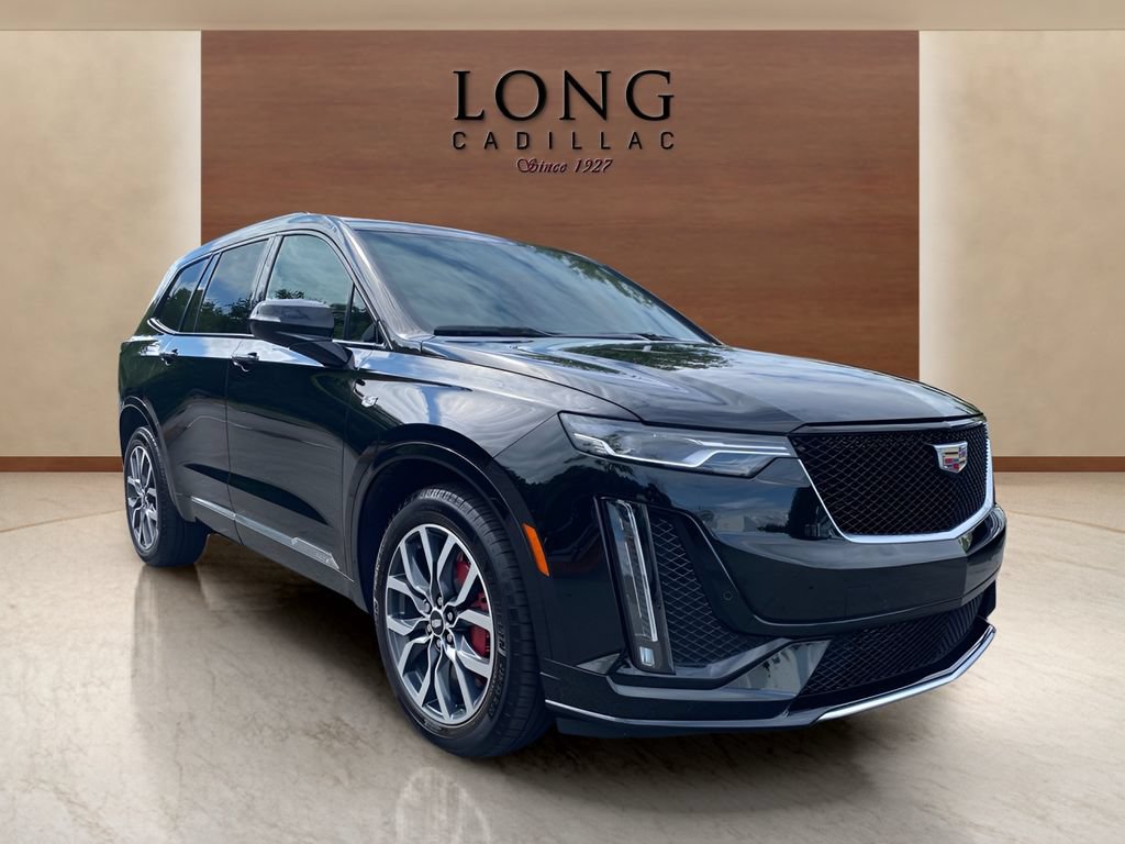 Certified 2025 Cadillac XT6 Sport w/ LPO, Floor Liner Package AWD/4WD image 7