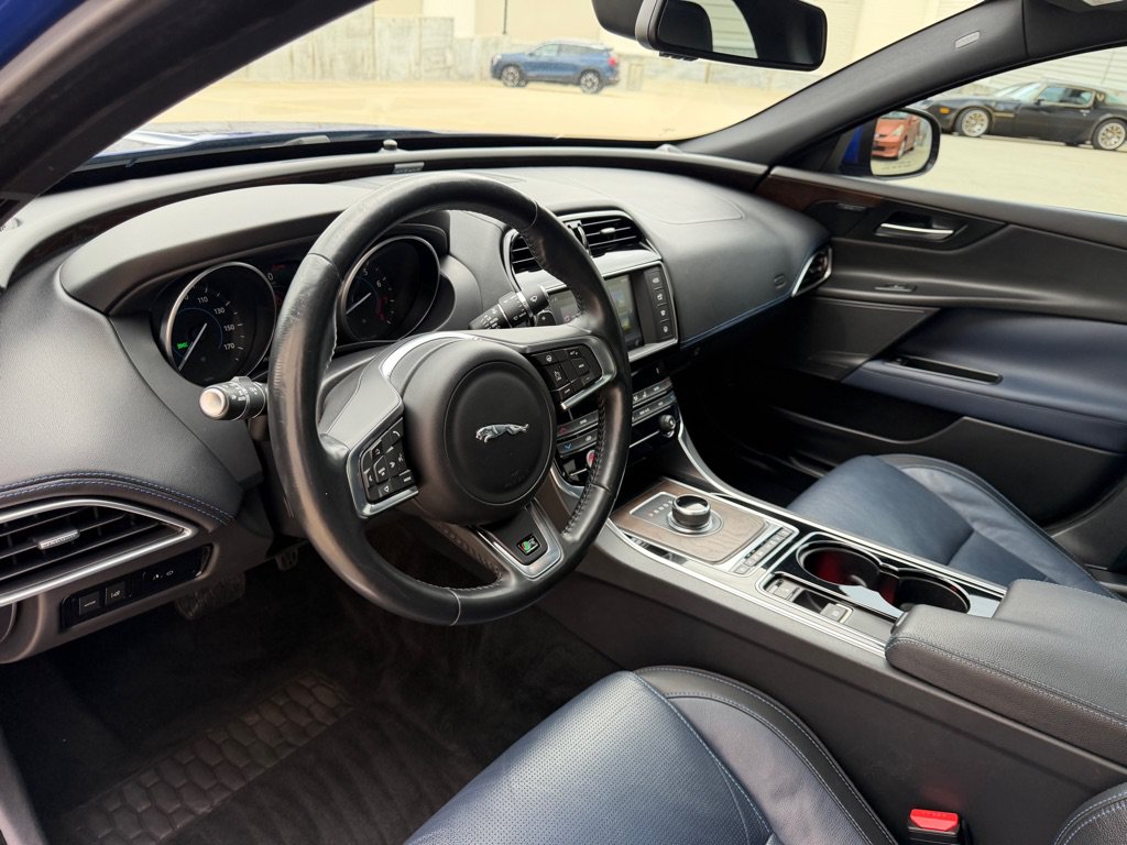 Used 2017 Jaguar XE R-Sport RWD image 13
