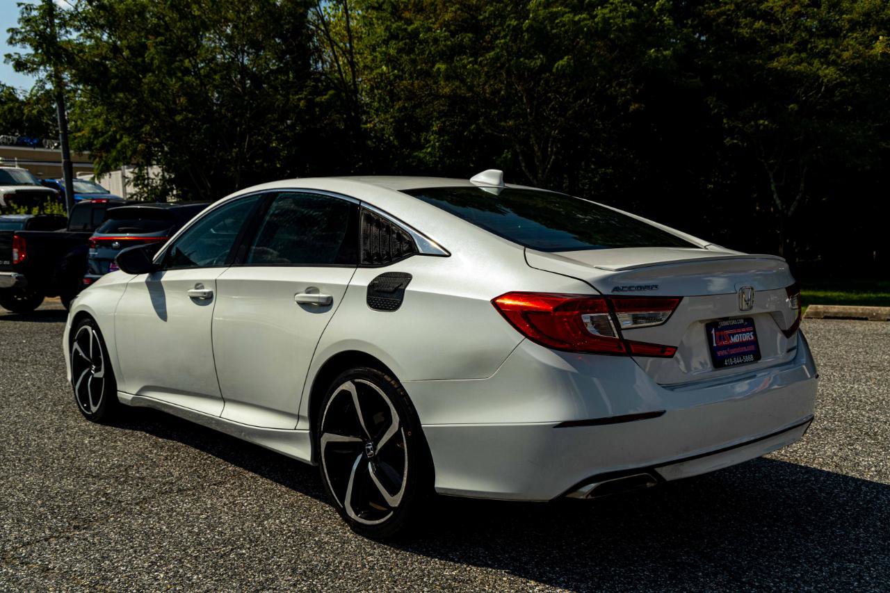 Used 2018 Honda Accord Sport image 4
