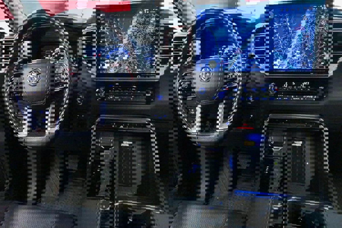 Used 2023 Toyota Tundra Limited w/ Power Package image 26