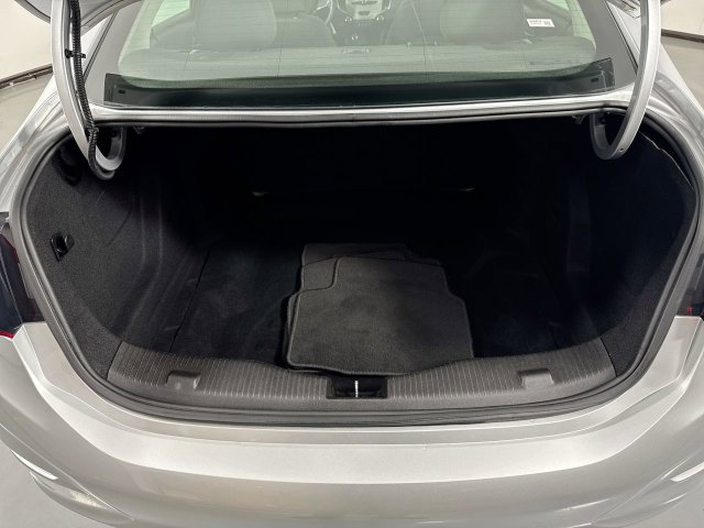 Used 2018 Chevrolet Cruze LS FWD image 30