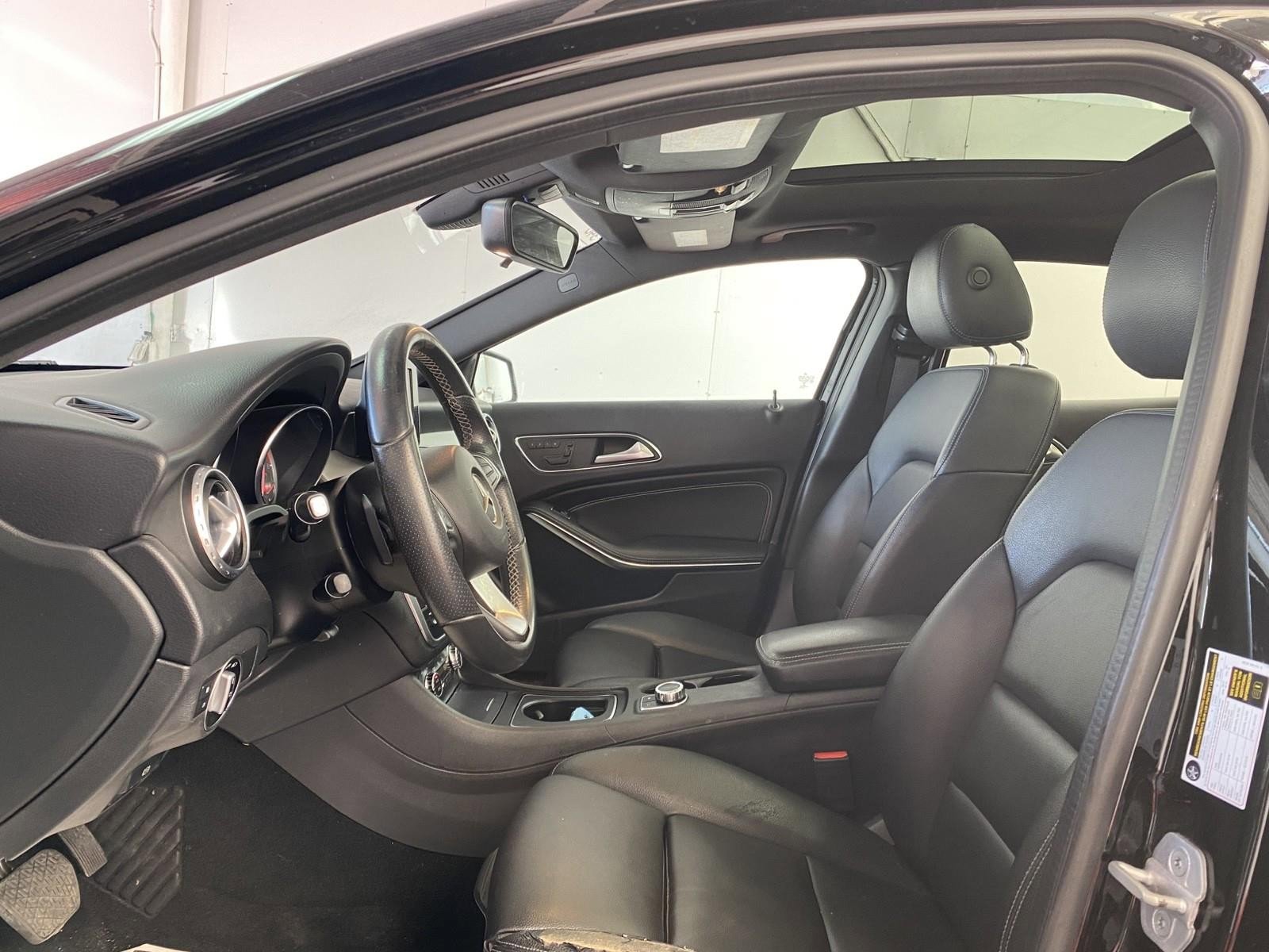 Used 2017 Mercedes-Benz GLA 250 4MATIC image 22