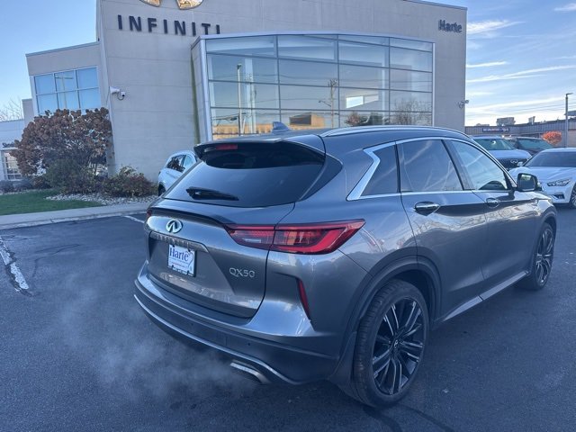 Certified 2022 INFINITI QX50 Luxe w/ Appearance Package image 5