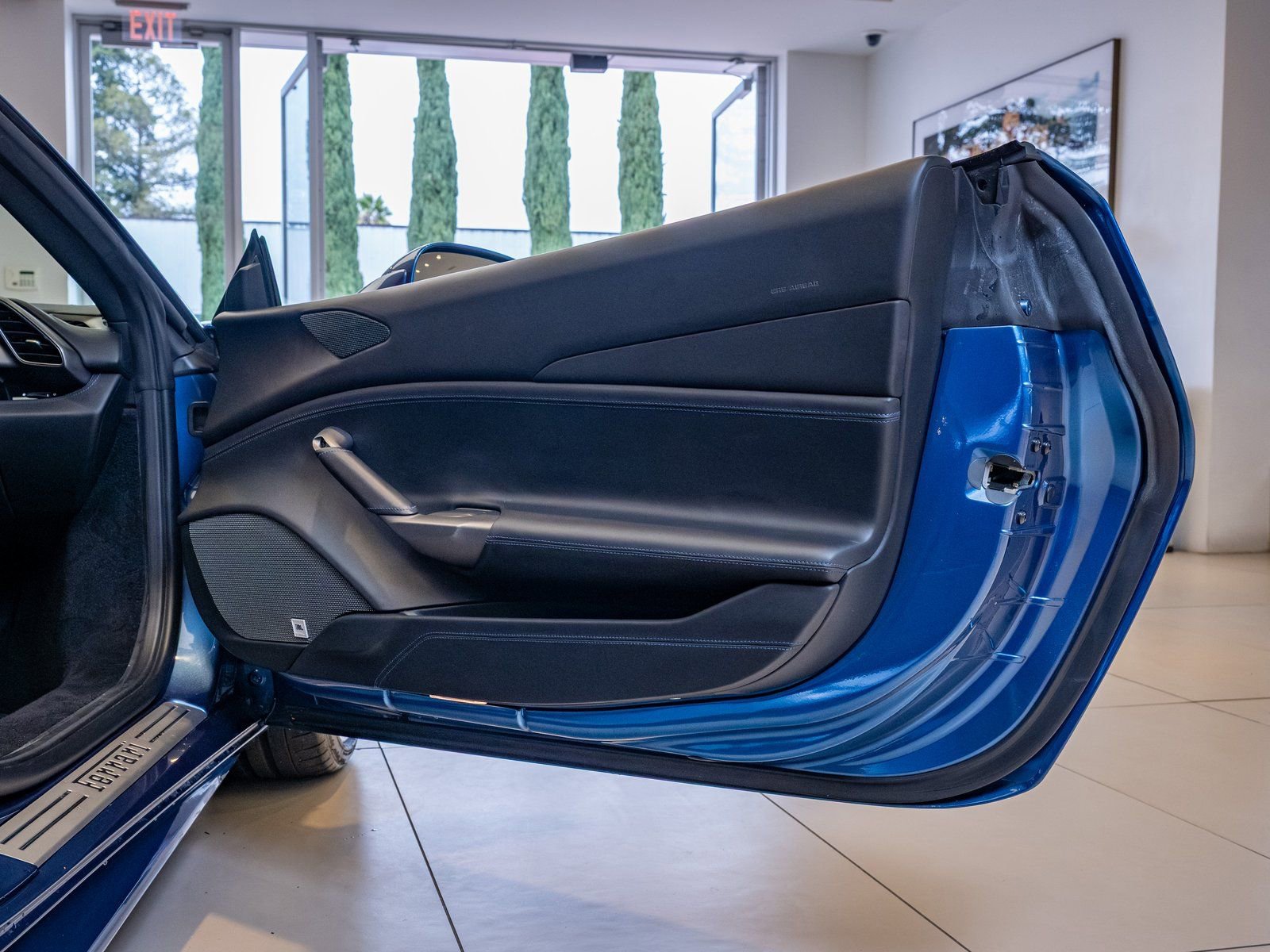 Used 2017 Ferrari 488 Spider image 21