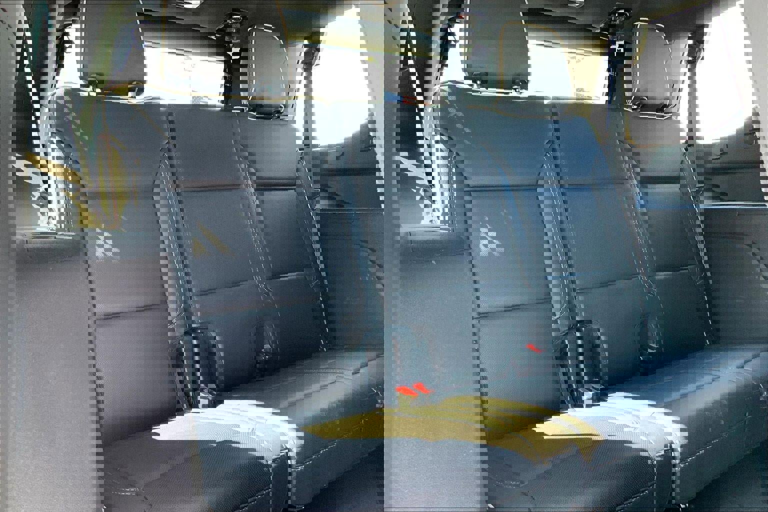 Used 2021 GMC Yukon SLT image 19