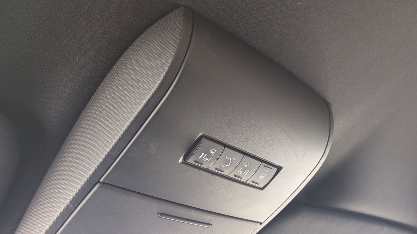 Used 2013 Dodge Grand Caravan R/T w/ Trailer Tow Group image 19