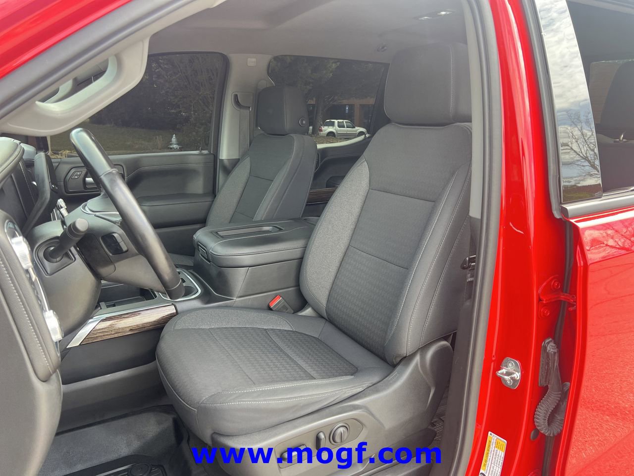 Used 2021 GMC Sierra 1500 Elevation w/ Preferred Package image 18