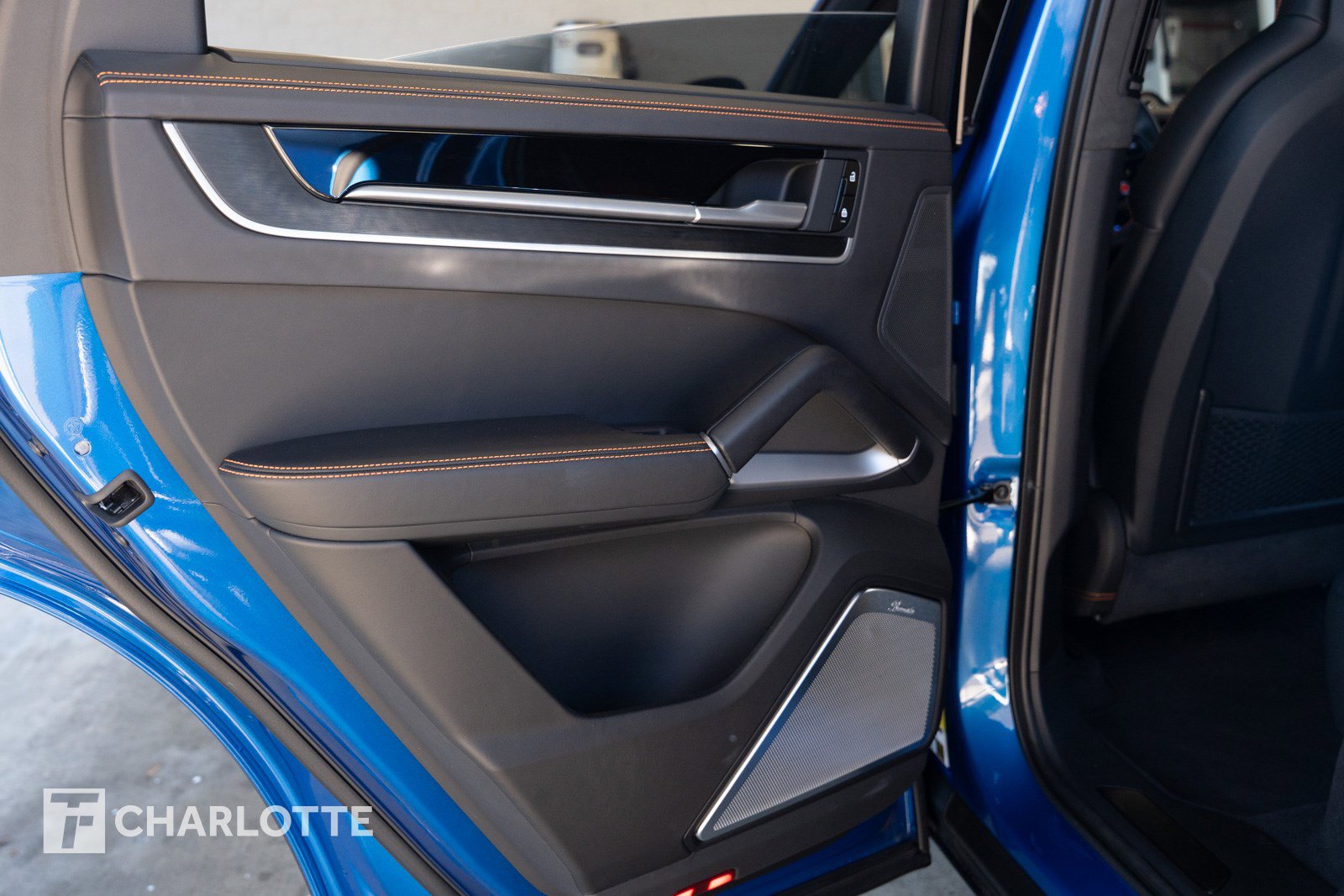 Used 2024 Porsche Cayenne Turbo GT image 32