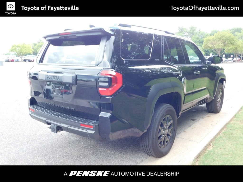 Used 2026 Toyota 4Runner SR5 AWD/4WD image 4