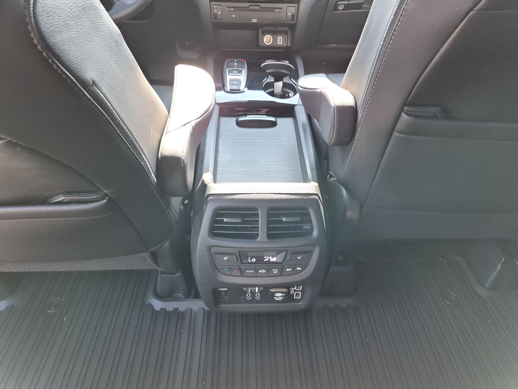 Used 2022 Honda Pilot Touring image 33