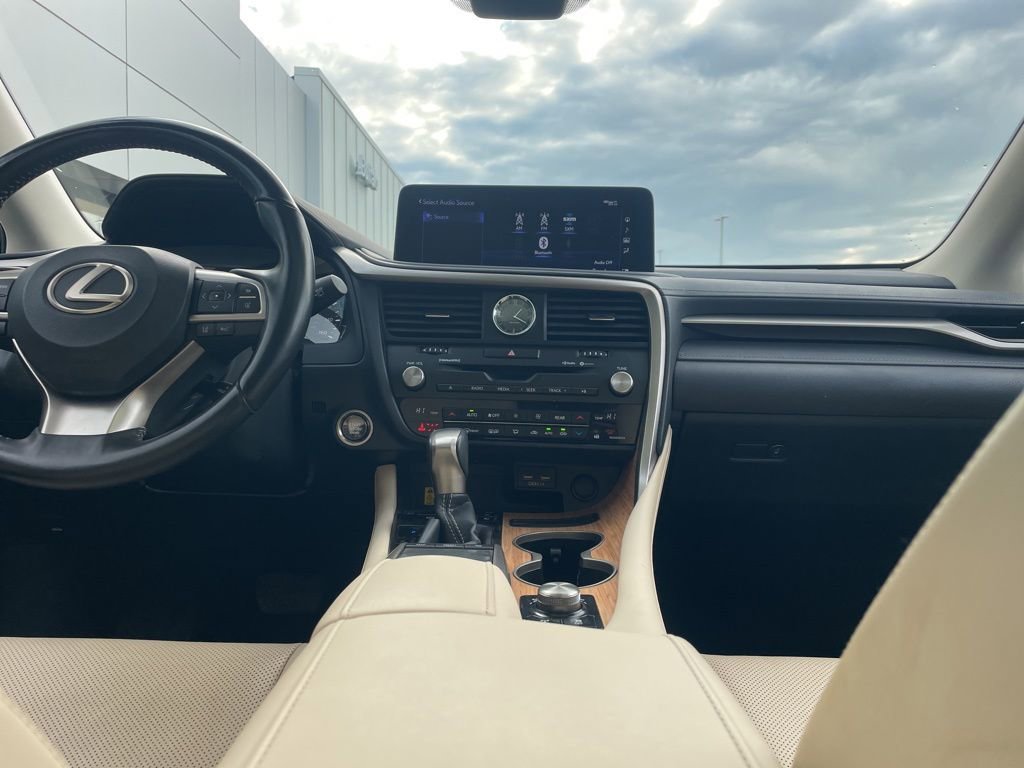 Used 2021 Lexus RX 350L Premium w/ Premium Package image 26