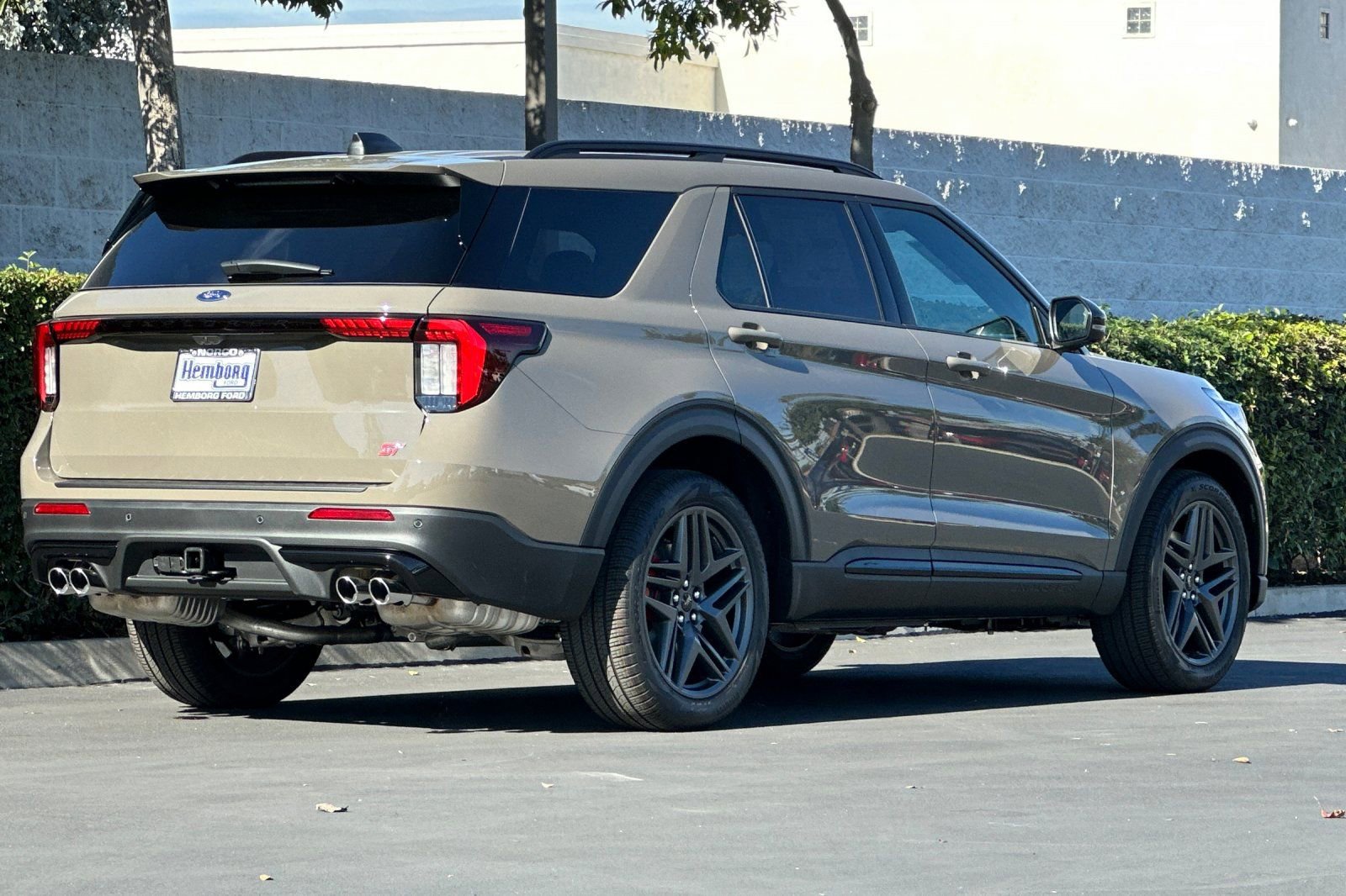 New 2026 Ford Explorer ST w/ Sun And Sound Package image 4