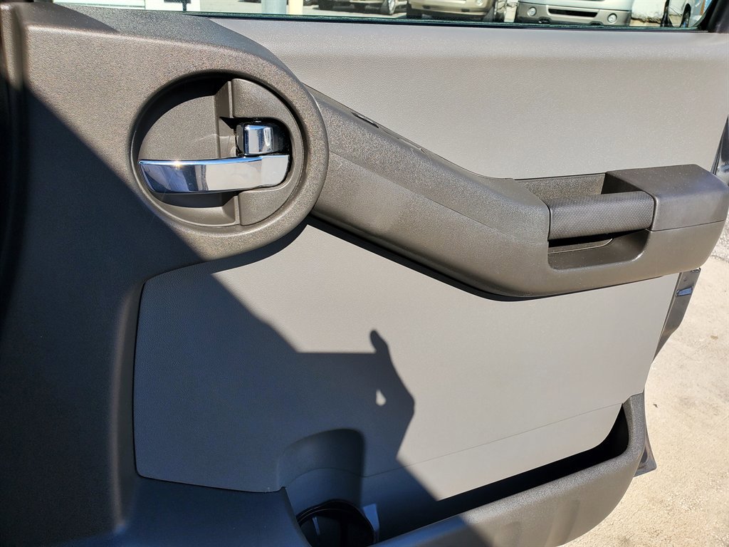 Used 2007 Nissan Xterra S image 32