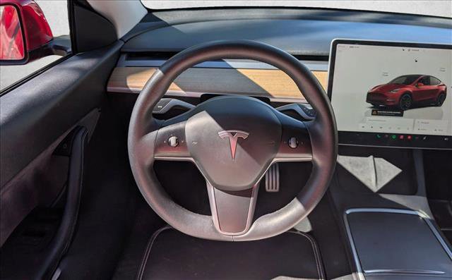 Used 2022 Tesla Model Y Performance image 27