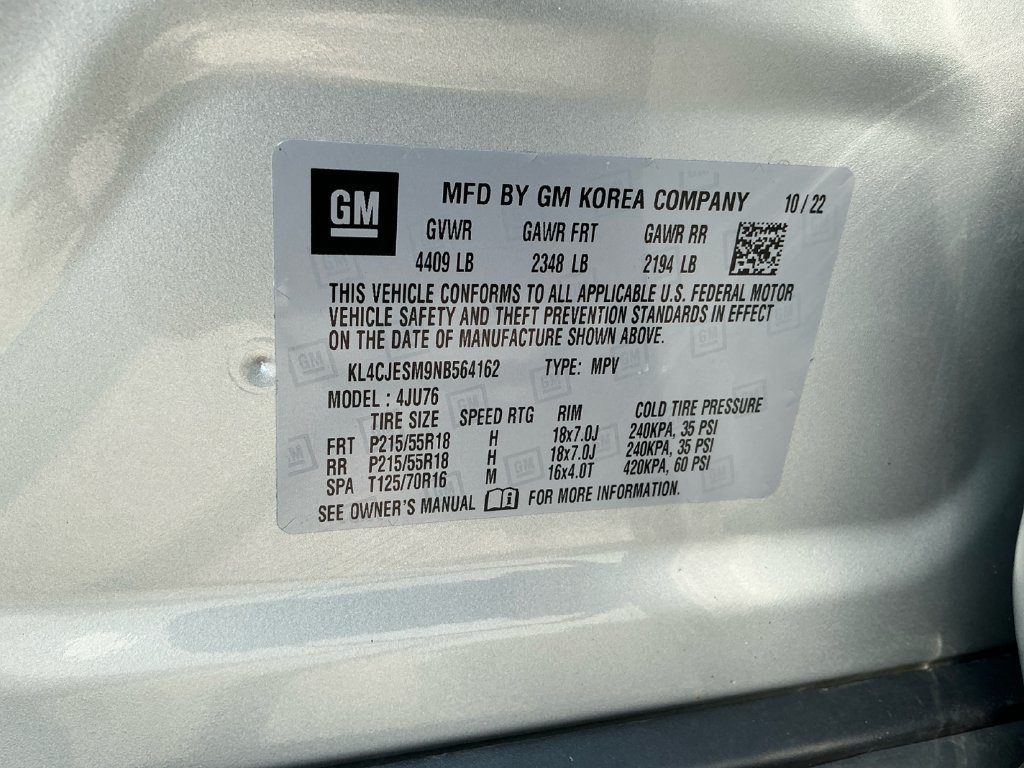 Used 2022 Buick Encore Preferred w/ Safety Package AWD/4WD image 30