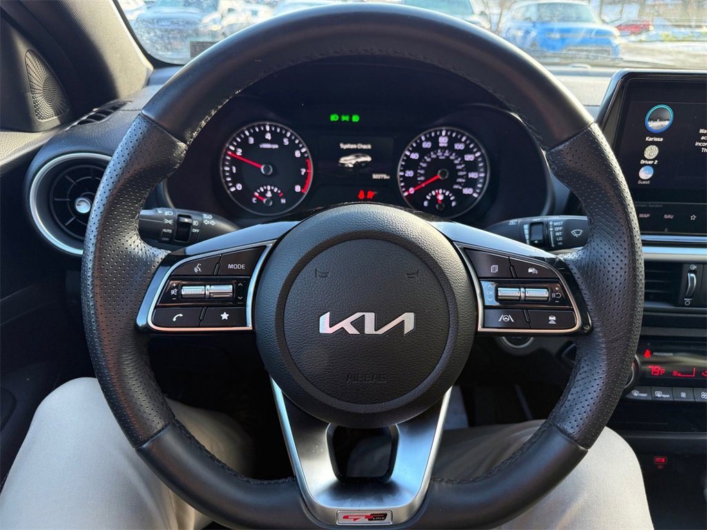 Used 2024 Kia Forte GT-Line w/ GT-Line Premium Package image 15