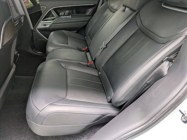 Certified 2025 Land Rover Range Rover Autobiography AWD/4WD image 20