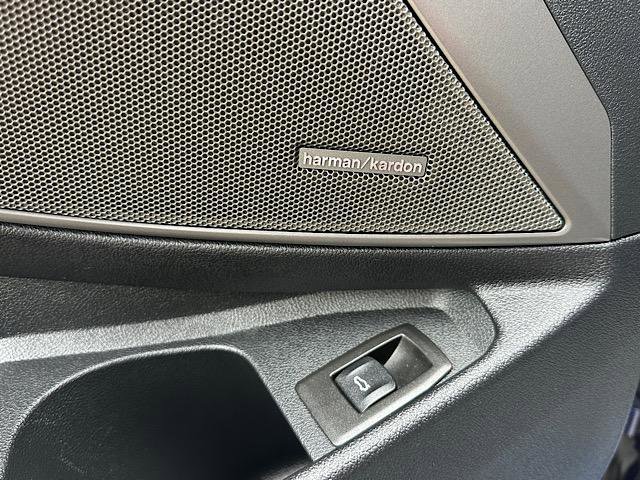 Used 2020 BMW 330i xDrive Sedan w/ Premium Package image 18