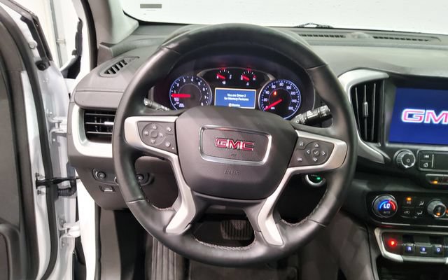 Used 2024 GMC Terrain SLT AWD/4WD image 26
