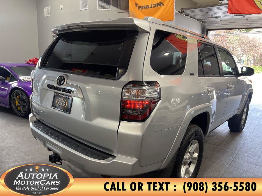 Used 2014 Toyota 4Runner SR5 AWD/4WD image 34