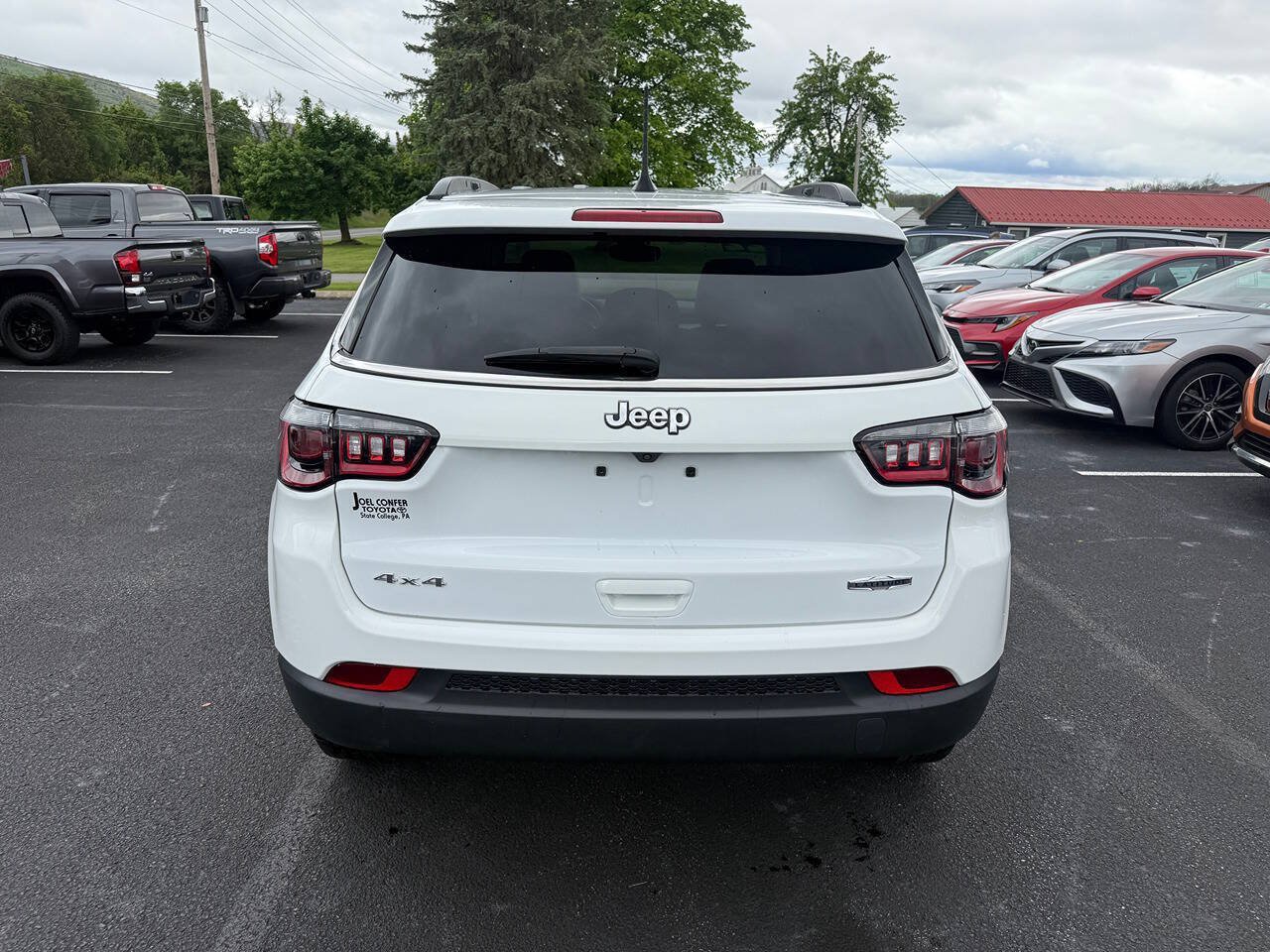 Used 2022 Jeep Compass Latitude w/ Convenience Group AWD/4WD image 7