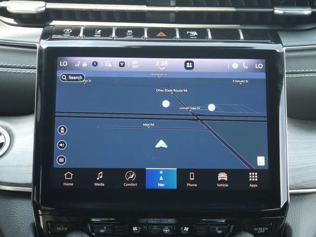 Used 2024 Jeep Grand Cherokee Overland AWD/4WD image 5