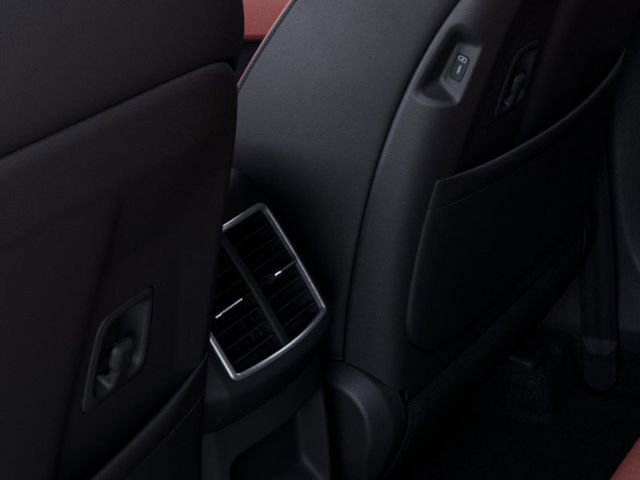 New 2026 Kia Sportage SX image 32