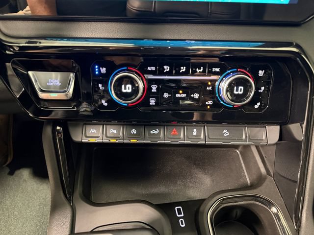 Used 2024 GMC Sierra 1500 AT4 w/ AT4 Preferred Package AWD/4WD image 30