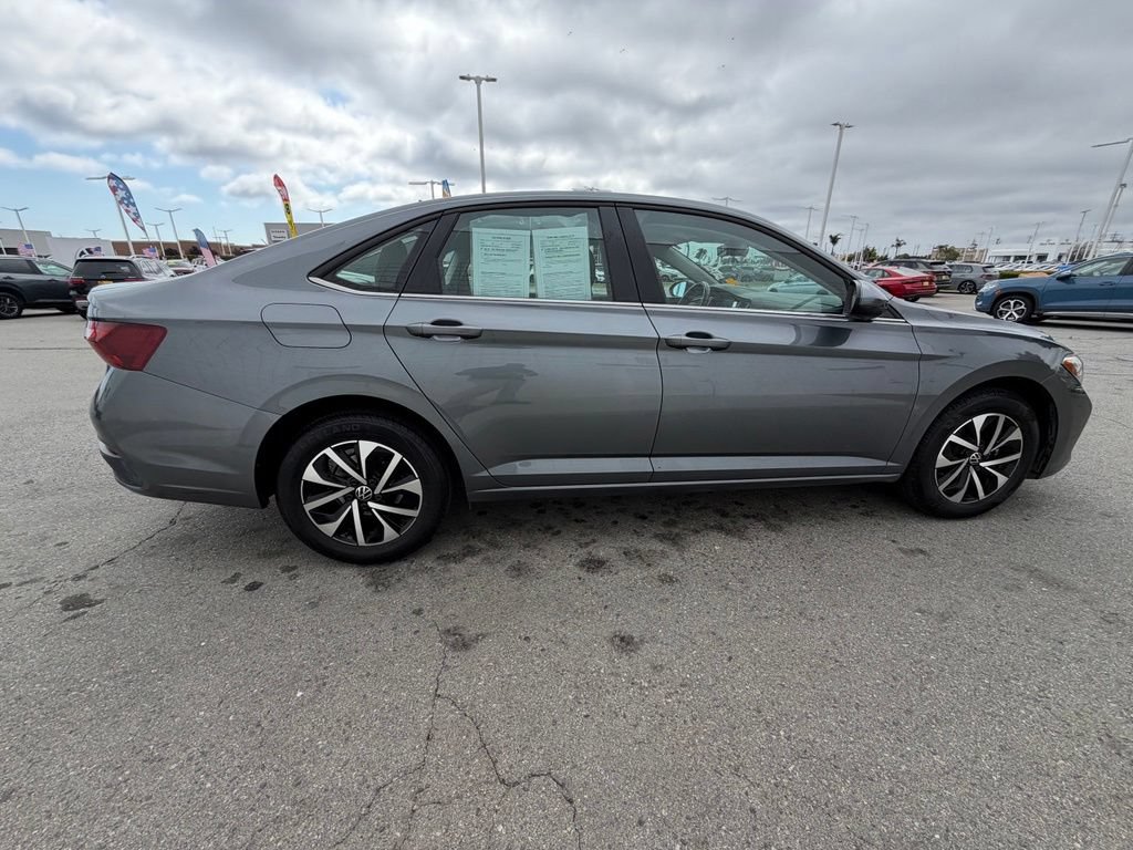 Used 2024 Volkswagen Jetta S FWD image 7